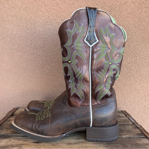 Ariat Women’s Tombstone Western Boot - Picture 1 of 10